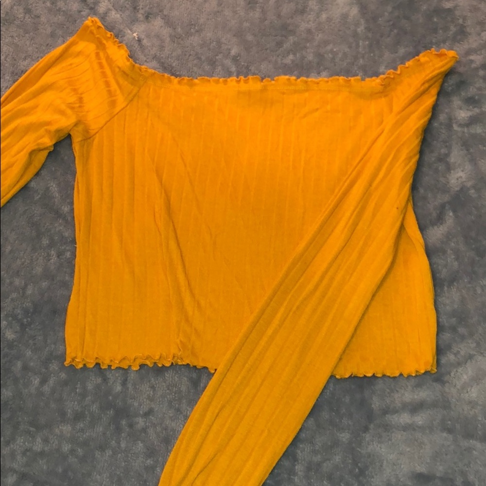 Mustard Yellow long sleeve crop top